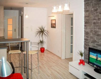 Huge Sunny Villa – East Side